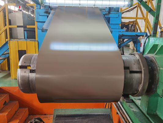 600-1250mm RAL Color Coated Coil Fabbricanti 300-550MPa Resistenza alla trazione