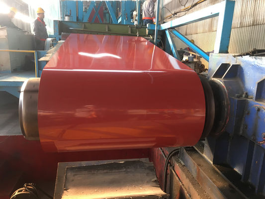 600-1250mm RAL Color Coated Coil Fabbricanti 300-550MPa Resistenza alla trazione