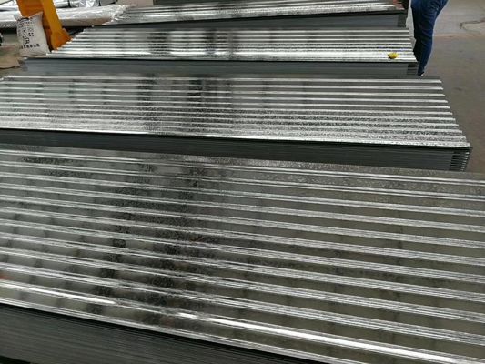 Fogli di acciaio ondulato a grande spangola 60-95HRB Durezza superficiale Colore bianco